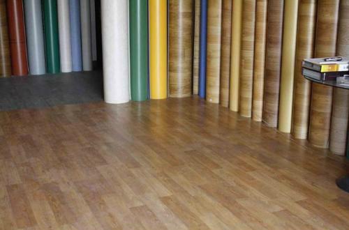 什么是PVC地板？由哪些材料组成？